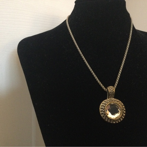 Vintage Necklace with Matching Earrings Silver/Gold/Crystal - Picture 3 of 8